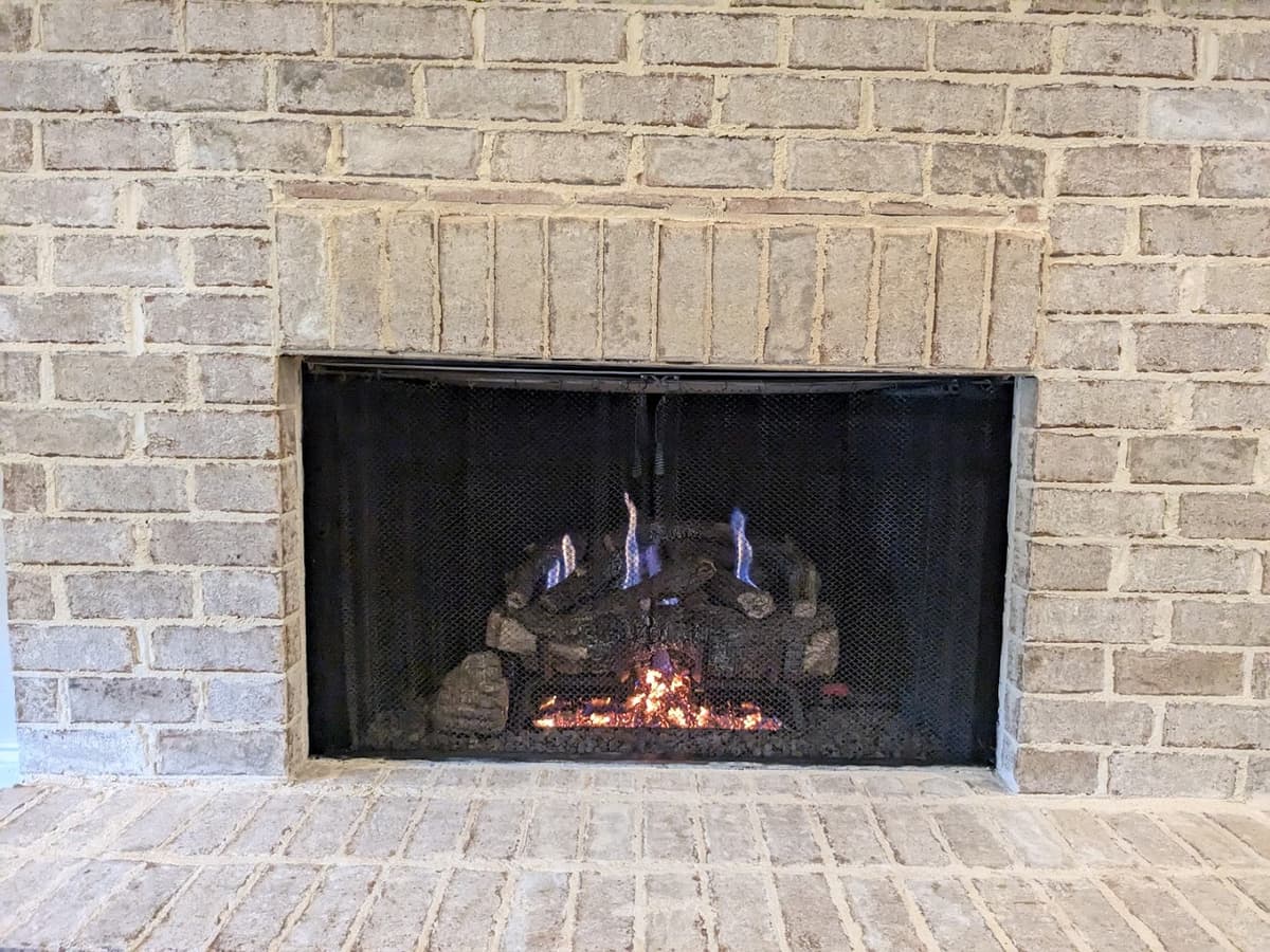 Top Hat Chimney Sweeps - Professional chimney cleaning, inspection and repair services in Columbus, Georgia