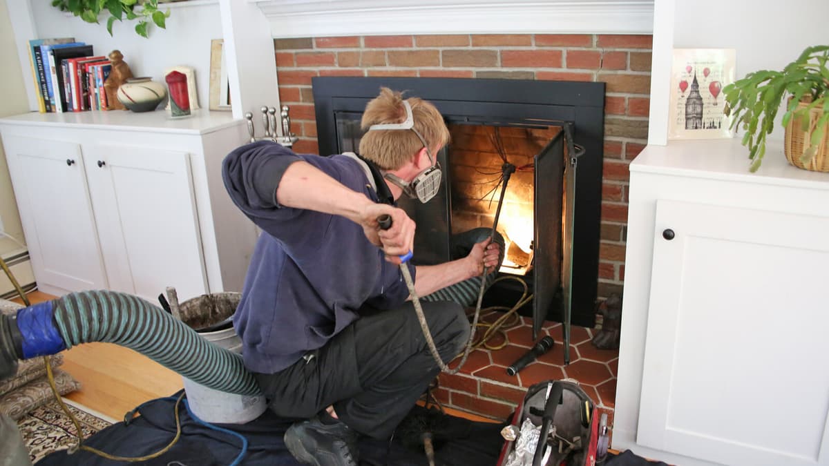 Logan's Chimney Repair thumbnail 3