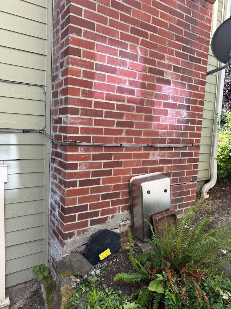 WH Chimney Sweeping chimney services work photo 6 - Professional chimney cleaning and repair in West Hollywood, California