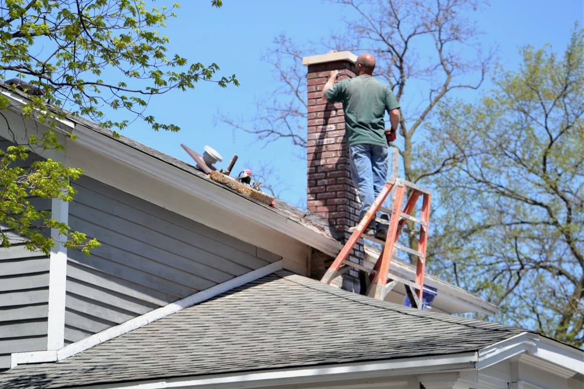 CR Chimney Sweep - Professional chimney cleaning, inspection and repair services in Irvine, Oregon