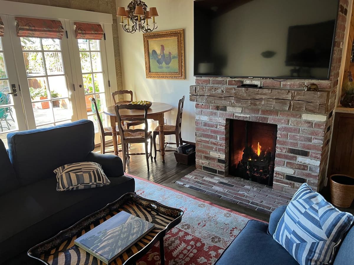 The Chimney Cleaner Inc. - Professional chimney cleaning, inspection and repair services in Camarillo, Oregon